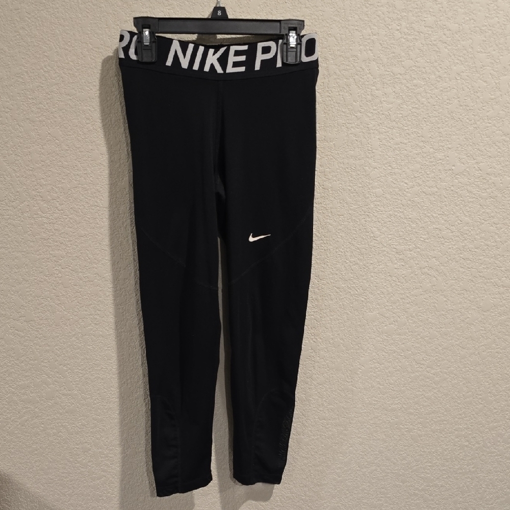 Nike Pro Dri-FIT Black Cropped Training Tights - Women's Size Small